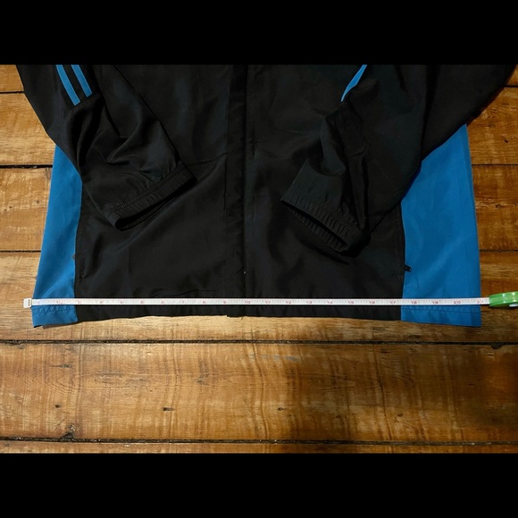 NWOT Adidas Men’s Medium Light Shell Wind Jacket - Picture 5 of 8